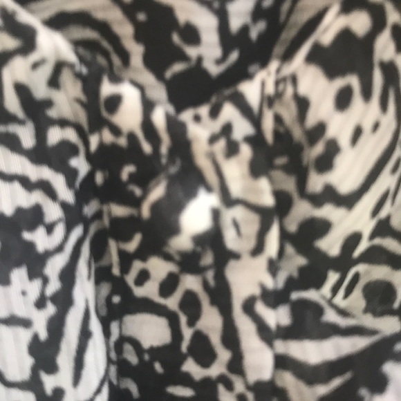 Blouse - Picture 3 of 3